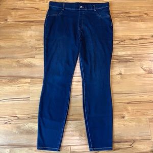 Time and Tru Dark Wash Jeggings